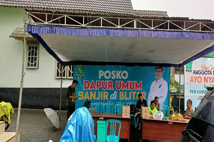 PKB Blitar Siapkan Ribuan Nasi Bungkus untuk Korban Banjir