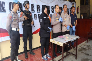 Polres Sumenep Bersama Tim Labfor Polda Jatim, Olah TKP Kebakaran di Belakang MWC NU Lenteng