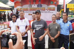 Jelang Hari Bhayangkara Ke-77, TNI-Polri Gelar Olahraga Bersama Jelang Hari Bhayangkara Ke-77, TNI-Polri Gelar Olahraga Bersama