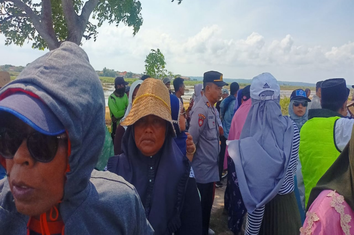 Warga Gersik Putih Sumenep, Usir Pekerja Pembangunan Tambak Garam