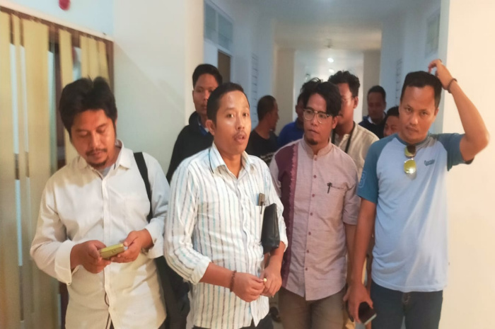 Diduga Rusak Laut Gersik Putih Sumenep, Warga Polisikan Kades dan Penggarap