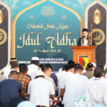 Danrem 084/BJ Sholat Idul Adha bersama prajurit, PNS dan keluarga serta masyarakat di lapangan apel Makorem Jl. A. Yani No. 1 Surabaya