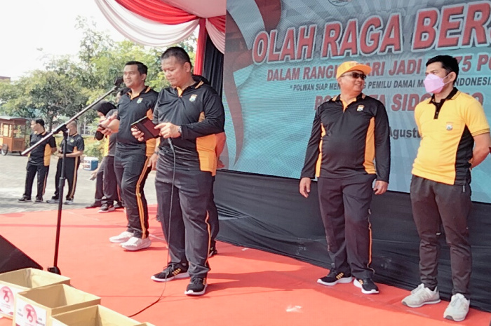 Peringati HKGB ke-71 dan HUT Polwan ke-75, Polresta Sidoarjo Gelar Olahraga Bersama