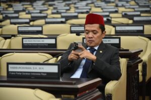 Tak Dilibatkan Perubahan Nama Koalisi, Gerindra Pastikan Hak Cak Imin Tentukan Cawapres Prabowo Tak Dilibatkan Perubahan Nama Koalisi, Gerindra Pastikan Hak Cak Imin Tentukan Cawapres Prabowo