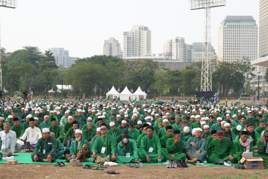Ribuan Jamaah Hadiri Istighotsah Nahdlatul Aulia di Stadion Madya: Satu Suara Doa untuk Bangsa