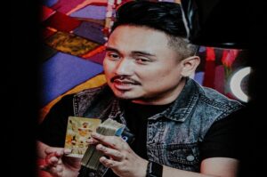 Ramalan Denny Darko, Dewi Perssik Akan Kesulitan Mendapat Jodoh