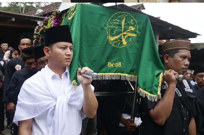 Datang di Rumah Duka Korban Tawuran Taiwan, Bupati Trenggalek: Jadilah Layaknya Ksatria