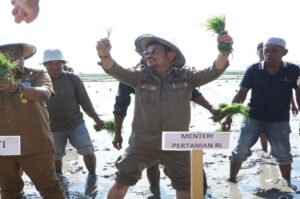 KPK Geledah Rumah Dinas Mentan Syahrul Yasin Limpo