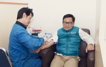 Muhaimin Iskandar alias Cak Imin melakukan cek kesehatan sebagai syarat pendaftaran Pilpres.