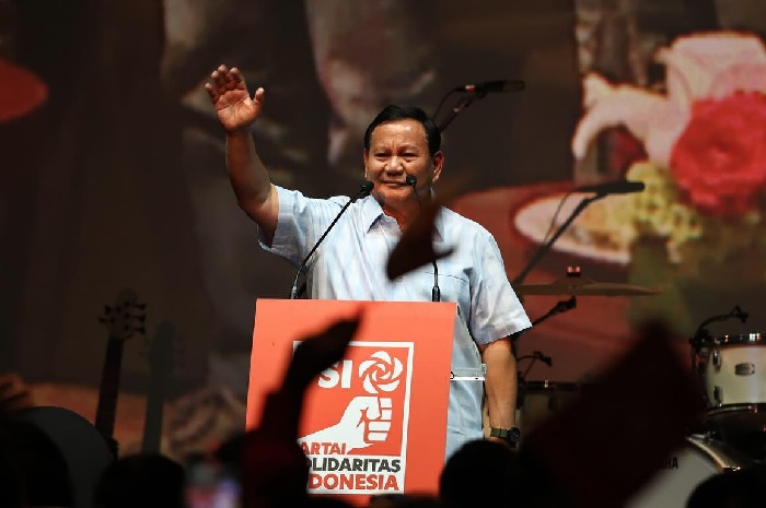 Bakal calon presiden Prabowo Subianto menyebut dinnasti politik itu tidak selamnya berkonotasi negatif.