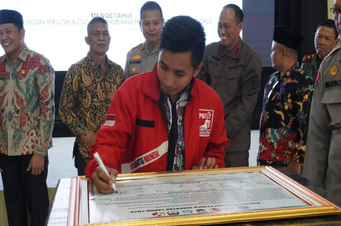 Deklarasi Damai Pemilu 2024 Ditandatangani Tokoh Parpol Sidoarjo