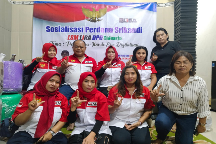 Srikandi LSM LIRA DPD Sidoarjo yang dipimpin Evi Mulyanti melakukan kegiatan bertajuk "Sosialisasi Perdana Srikandi LSM LIRA DPD Sidoarjo".