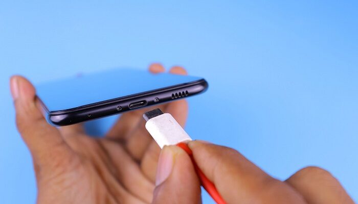 Marcom Phone Blitar: Keuntungan Beli Hp di Gerai Terdekat