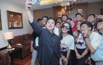 Politisi PDIP Puan Maharani menyerukan kepada seluruh kader dan relawan di Jawa Timur agar bersiap menghadapi pertarungan jelang Pilpres 2024.