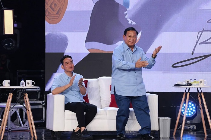 Voxpopuli Research Center menyebut Prabowo-Gibran akan menang saat melawan, Ganjar-Mahfud dan Anies-Muhaimin di Pemilu 2024.