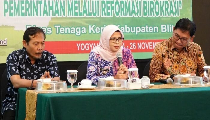 Bupati Blitar Tekankan Pentingnya Sinergitas Antar Pegawai