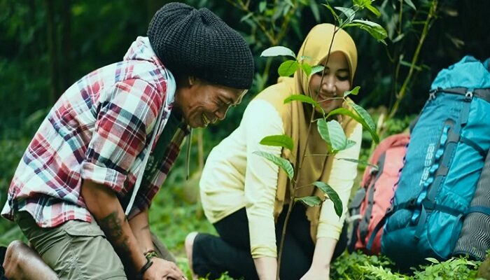 Cak Sodiq Gandeng Ning Lia Rilis Lagu Berjudul Lestari, Begini Liriknya