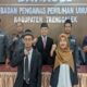 Pengambilan sumpah dan pelantikan dilakukan di Media Center Bawaslu Kabupaten Trenggalek, Senin 6 Oktober 2023.