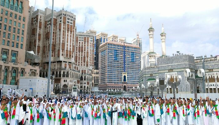Multazam Al Hadi Tour & Travel Solusi Umroh Murah dengan Pelayanan Prima