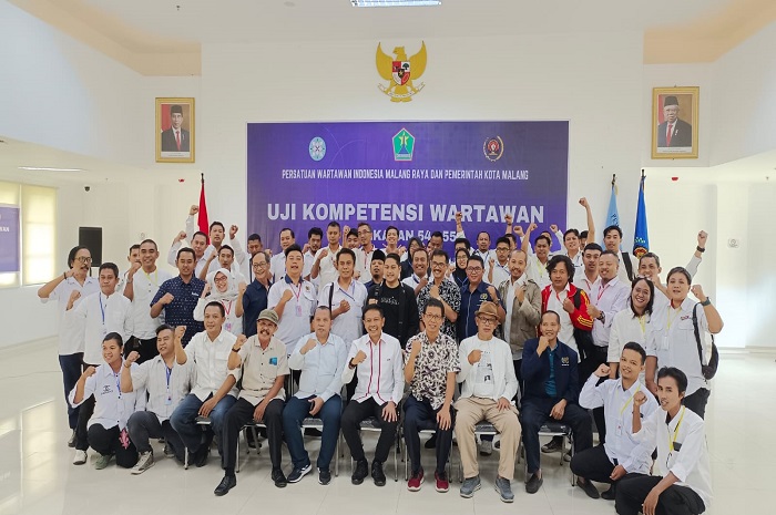 Persatuan Wartawan Indonesia (PWI) Malang Raya menggelar acara uji kompetensi wartawan angkatan 54-55 Jumat 17 November 2023 sampai Minggu 19 November 2023.