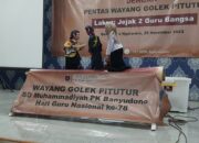 Jejak Dua Guru Bangsa Jadi Lakon Wayang Golek di Peringatan Hari Guru Boyolali