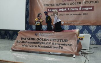 Jejak Dua Guru Bangsa Jadi Lakon Wayang Golek di Peringatan Hari Guru Boyolali