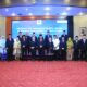 Foto Bersama Menteri Ketenagakerjaan Ida Fauziyah, setelah melantik tujuh anggota Badan Nasional Sertifikasi Profesi (BNSP) untuk periode 2023-2028 dalam sebuah acara yang digelar di Ruang Tri Dharma Kementerian Ketenagakerjaan pada Senin, 13 November 2023. (Doc.Ist)