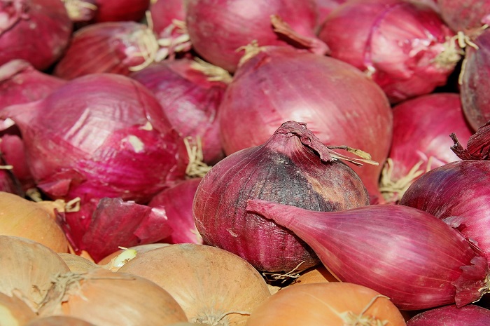 Bedasarkan data, harga bawang merah di Kota Blitar naik secara signifikan dan hampir tembus Rp23.000/kg.