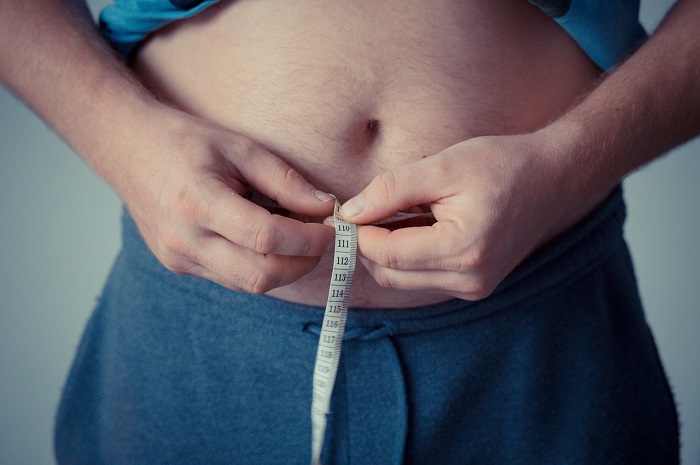 Diketahui bahwa obesitas perut merupakan tanda sindrom metabolik dan berdampak buruk bagi kesehatan, termasuk meningkatkan risiko penyakit jantung.
