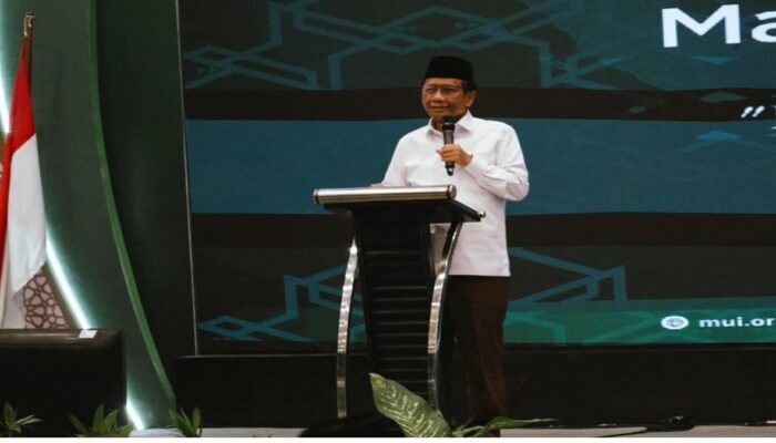 Mahfud MD Minta Pemerintah Segera Cari Tempat Baru untuk Pengugsi Rohingnya
