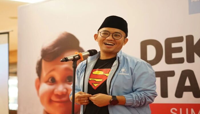 Anies Baswedan Vs Dahnil: Menguak Fakta Anggaran Pertahanan Indonesia