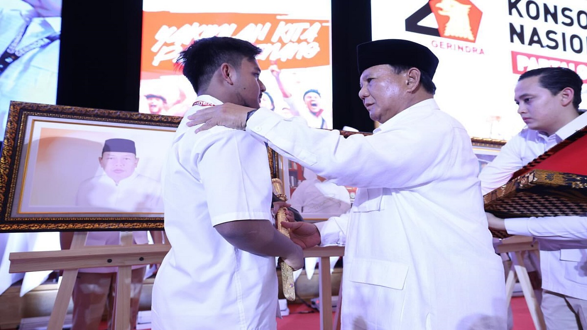 Kontroversi Rahasia Pertahanan: UU KIP vs Pernyataan Prabowo"