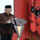 Ma'ruf Amin Pose Tiga Jari Saat HUT PDIP, Berikut Latar Belakang, Pendidikan, dan Kariernya