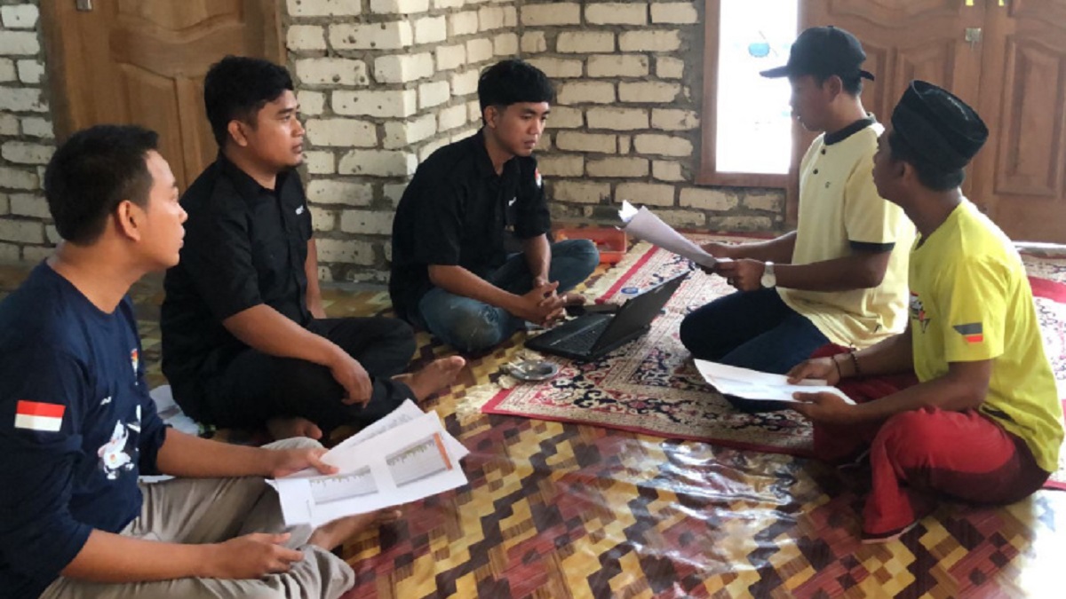 Peserta KPPS di Sampang Protes Hasil Pengumuman Seleksi PPS Desa Karang Penang Oloh