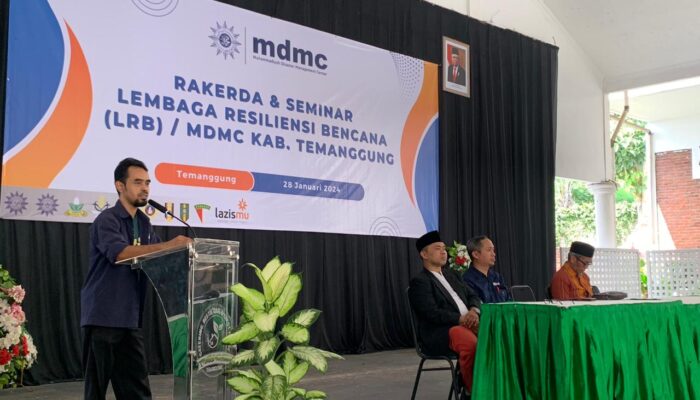 Kepala BPBD Kabupaten Temanggung Toifur Hadi Wuryanto, ketika hadir ke acara rapat kerja dan seminar kebencanaan MDMC Temanggung, di Omah Kebon Resto, pada Minggu (28/01/24).