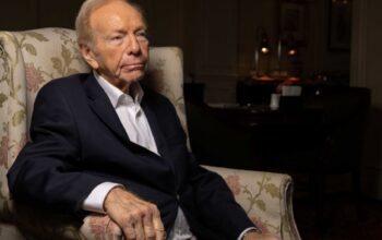 Joe Lieberman Mantan Senator AS yang Pro-Israel Tutup Usia pada 82 Tahun