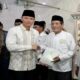 Menteri AHY Serahkan 11 Sertifikat Tanah Wakaf di Surabaya