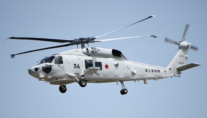Jepang Pamerkan Helikopter SH-60L Untuk Perang Anti Kapal Selam