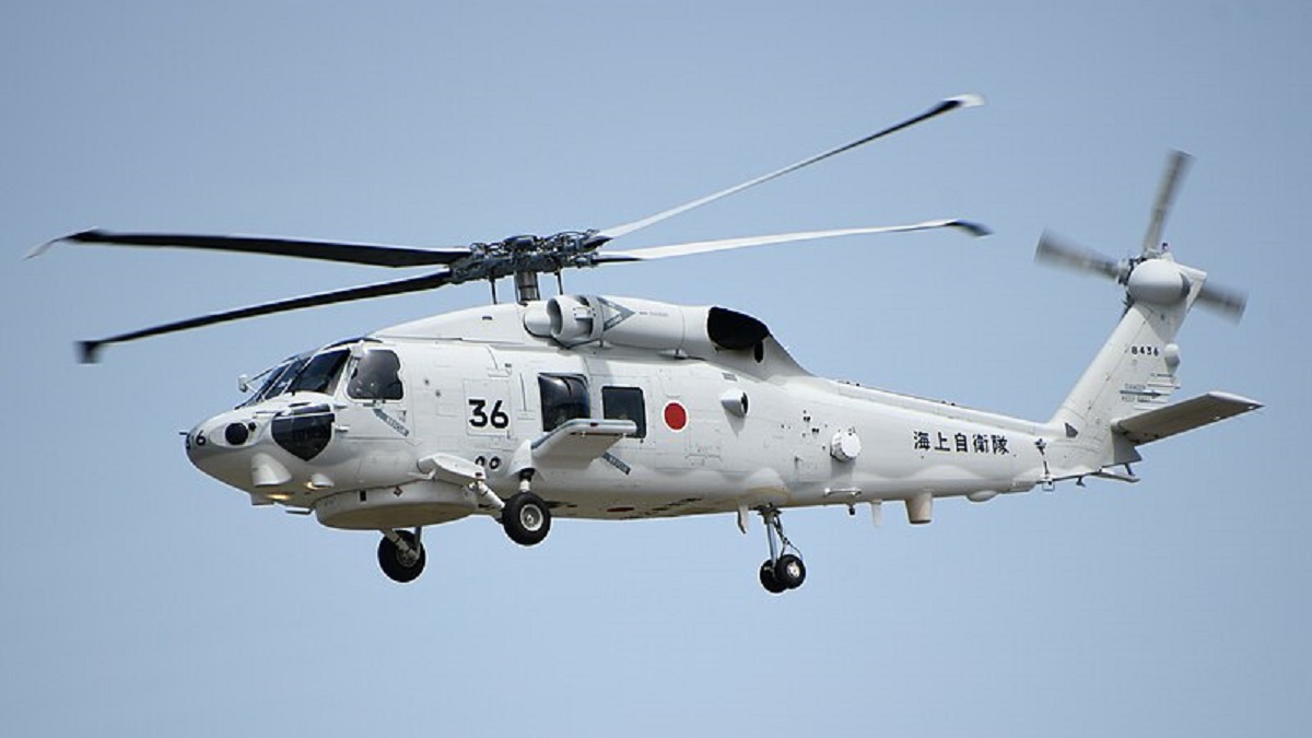 Jepang Pamerkan Helikopter SH-60L Untuk Perang Anti Kapal Selam