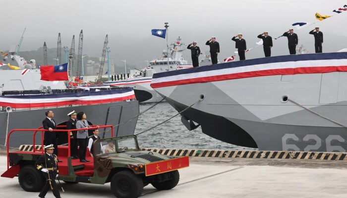 Angkatan Laut Taiwan Resmi Terima Dua Korvet Rudal Kelas Tuo Chiang Terbaru