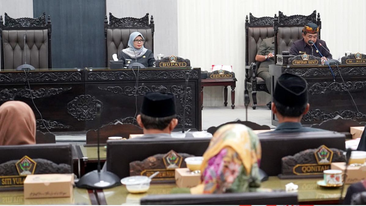 Bupati Blitar Apresiasi Masukan Konstruktif dan Rekomendasi dari Pansus LKPJ 2023