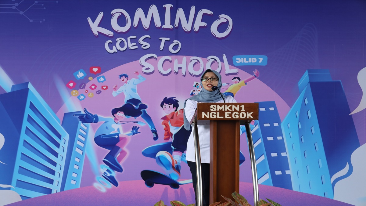 Kominfo Goes to School, Bupati Blitar Ajak Siswa Bijak Bermedia Sosial