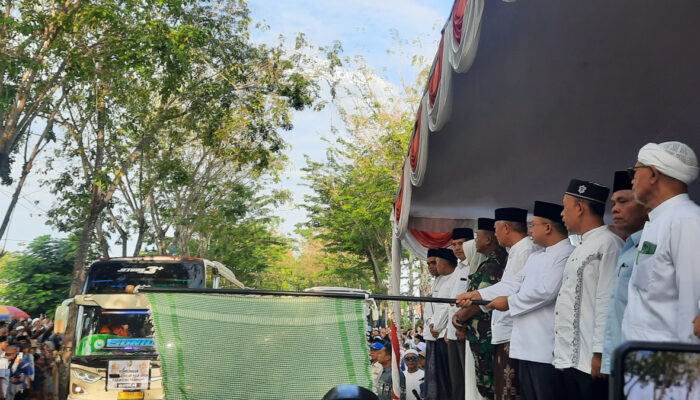 Pemkab Sampang Berangkatkan 554 CJH