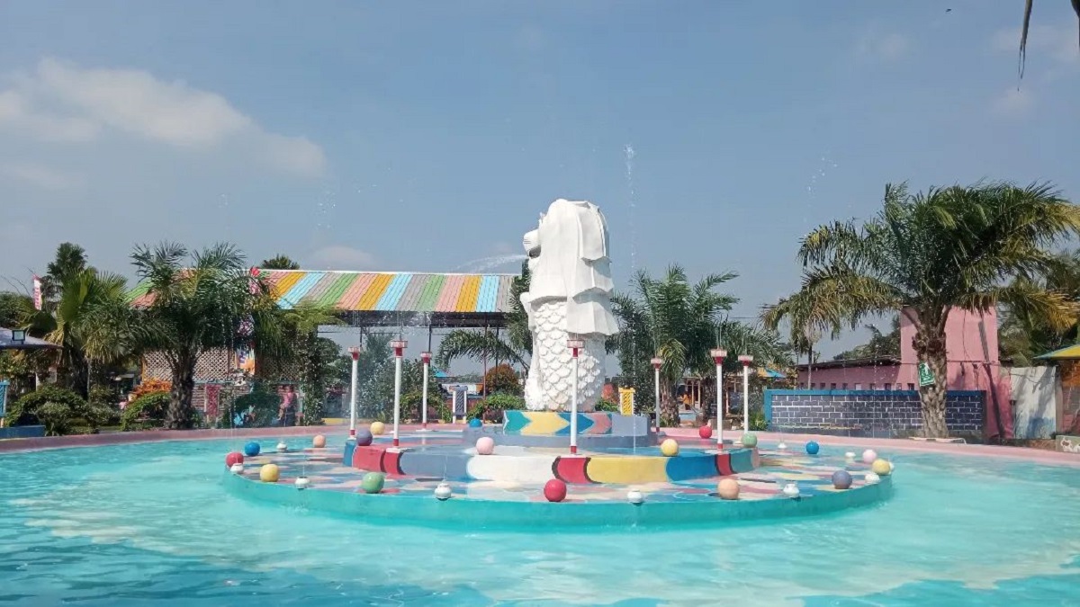 Dunia Pelangi, Wisata Blitar dengan Konsep Wana-warni