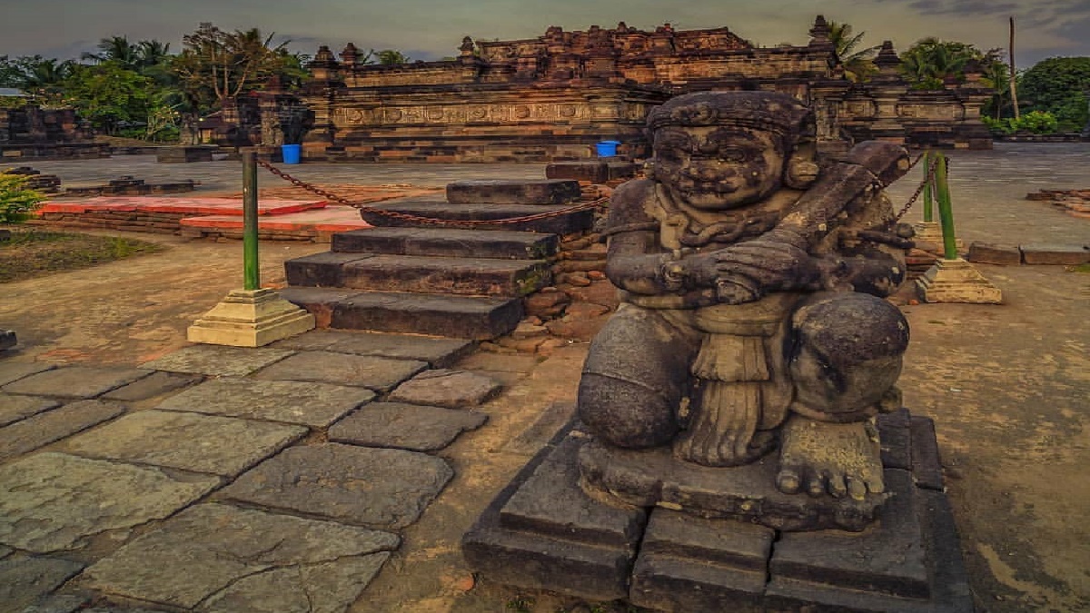 Candi Penataran Peninggalan Termegah di Blitar: Dari Kediri ke Majapahit