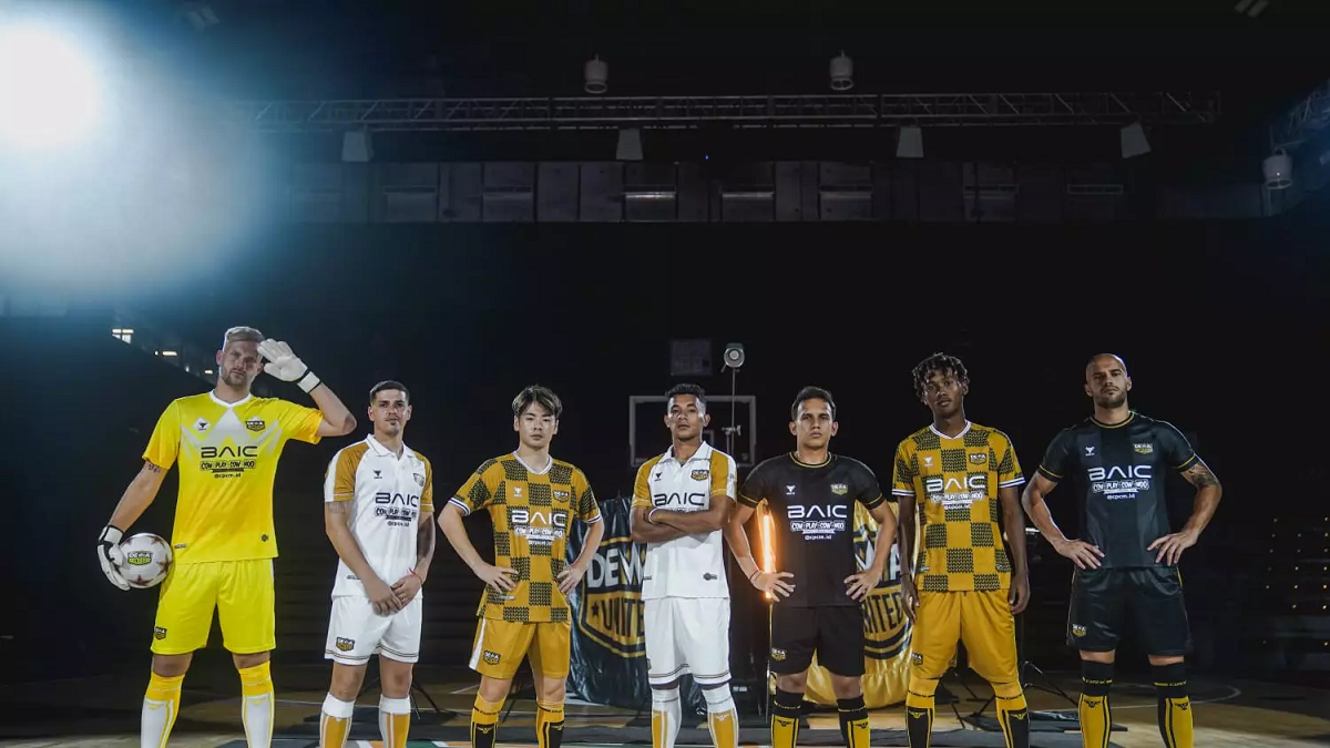 Bermain di Blitar Lawan Arema FC, Dewa United FC Kenakan Jersey Terbaru