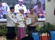 Paslon Bacabup Dan Cawabup Sampang Mandat, Daftar ke KPU Diantar Ribuan Pendukung