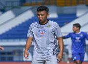 Persib Bandung Lepas Abdul Aziz ke Persis Solo Menjelang Penutupan Jendela Transfer BRI Liga 1