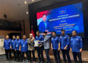 Cakada Kabupaten Sampang Kiyai Mamak dan H. Ab Menerima Rekomendasi dari Partai Demokrat Cakada Kabupaten Sampang Kiyai Mamak dan H. Ab Menerima Rekomendasi dari Partai Demokrat