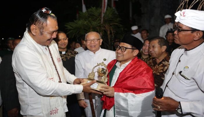 Cak Imin Terima Gelar Bapak Toleransi Penjaga Pancasila oleh Tokoh Adat Bali